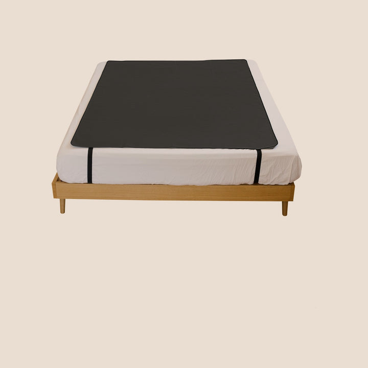 Earthle Earthing Sleeping Mat — 185 x 137 cm